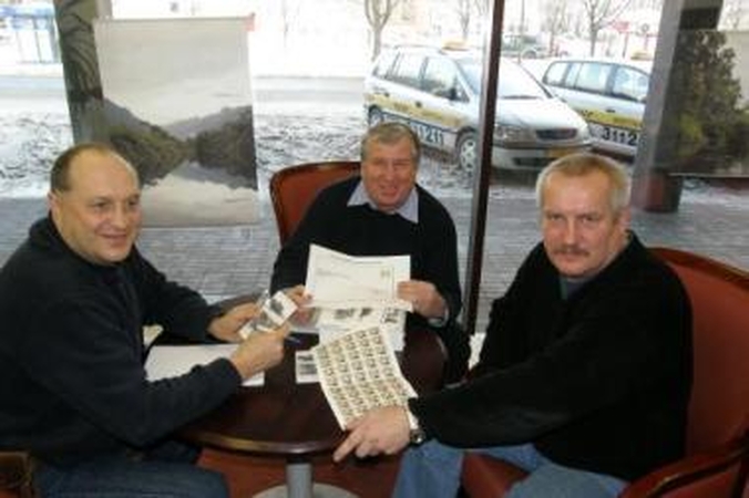 Patirtis: kasmet naktinio žygio organizatoriai E.Kazlauskis, A.Grublys ir L.Stonkus sugalvoja vis daugiau įdomybių.
