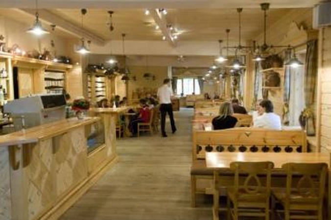 Įtiks: poilsio ir pramogų komplekse "Viva Green Resort" galima pasimėgauti ramybe, aktyviai leisti laisvalaikį ir skaniai pavalgyti.