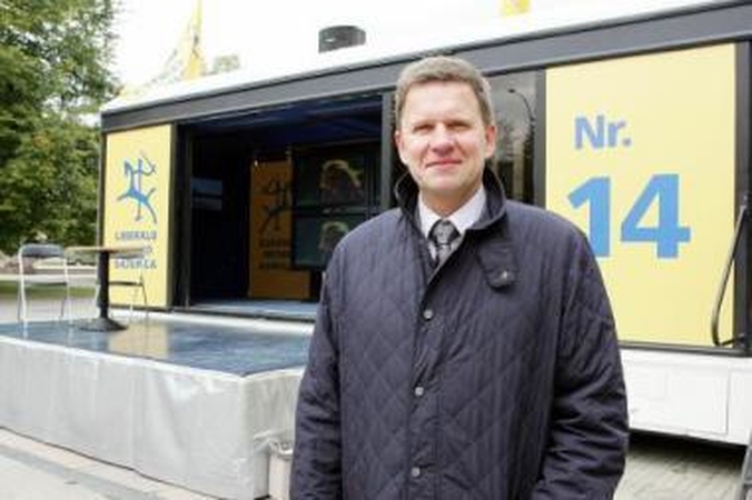 Galimybė: jeigu S.Šriūbėnas per dvi savaites neatsistatydins, pasitraukti jam gali pasiūlyti frakcijos kolegos.