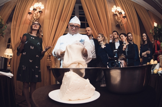 Sūrių meistras atskleidė tikrosios Italijos skonį