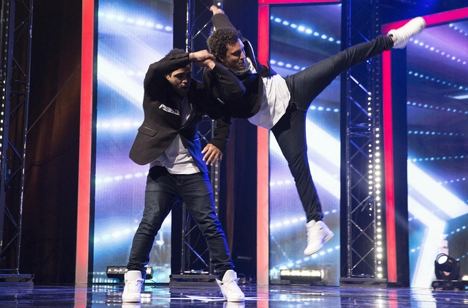 Šokėjai iš Kubos sužavėjo „Lietuvos talentų“ teisėją N. Šuliją