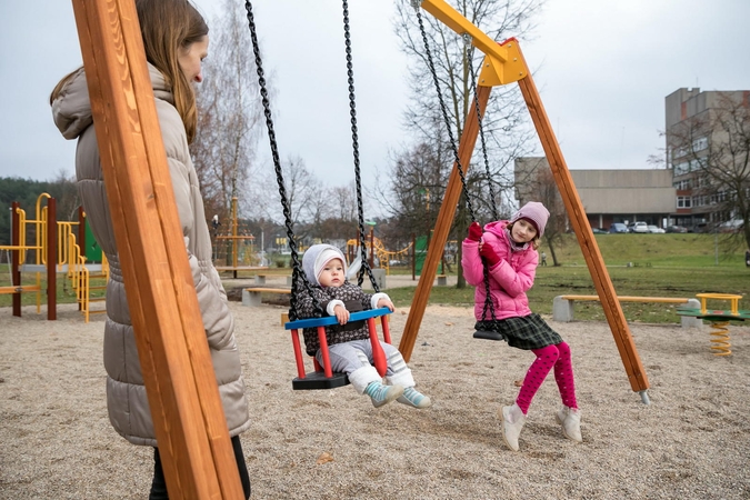 Vilniečiai 30 eurų išmokos vaikui prašymus gali pateikti e. būdu